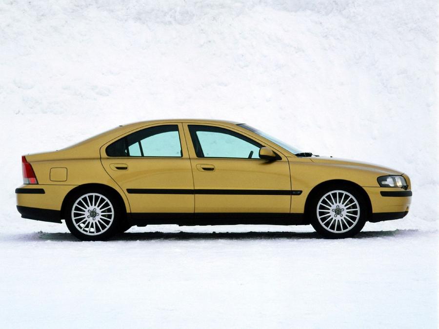  Volvo S60 T5 2001 года  (фото 3 из 3)